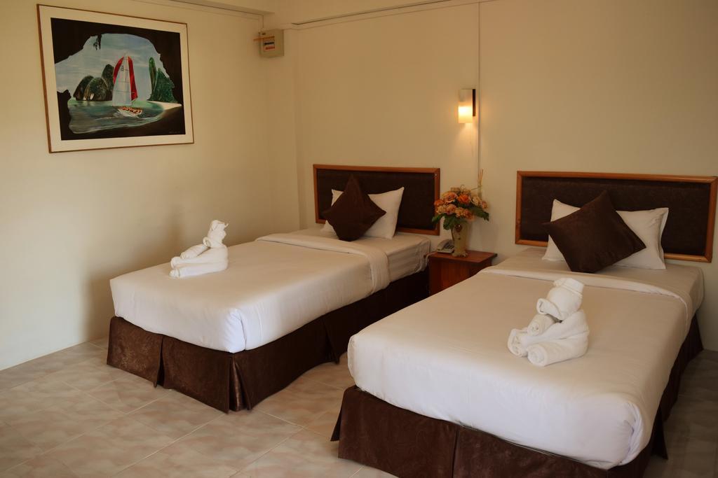 Hotel De Ratt Phuket Zimmer foto
